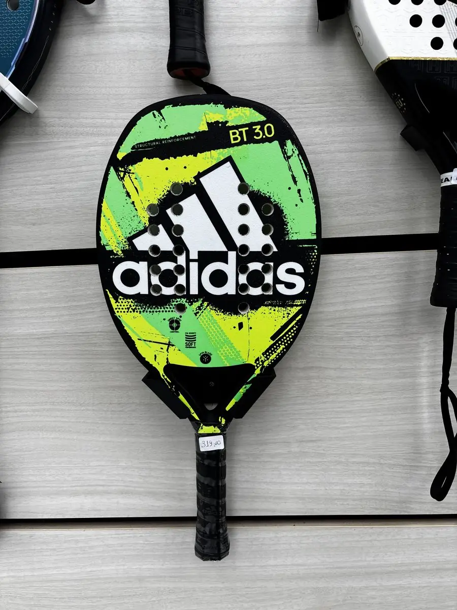 Foto: Raquete de beach tennis Adidas BT 3.0 Verde seminova