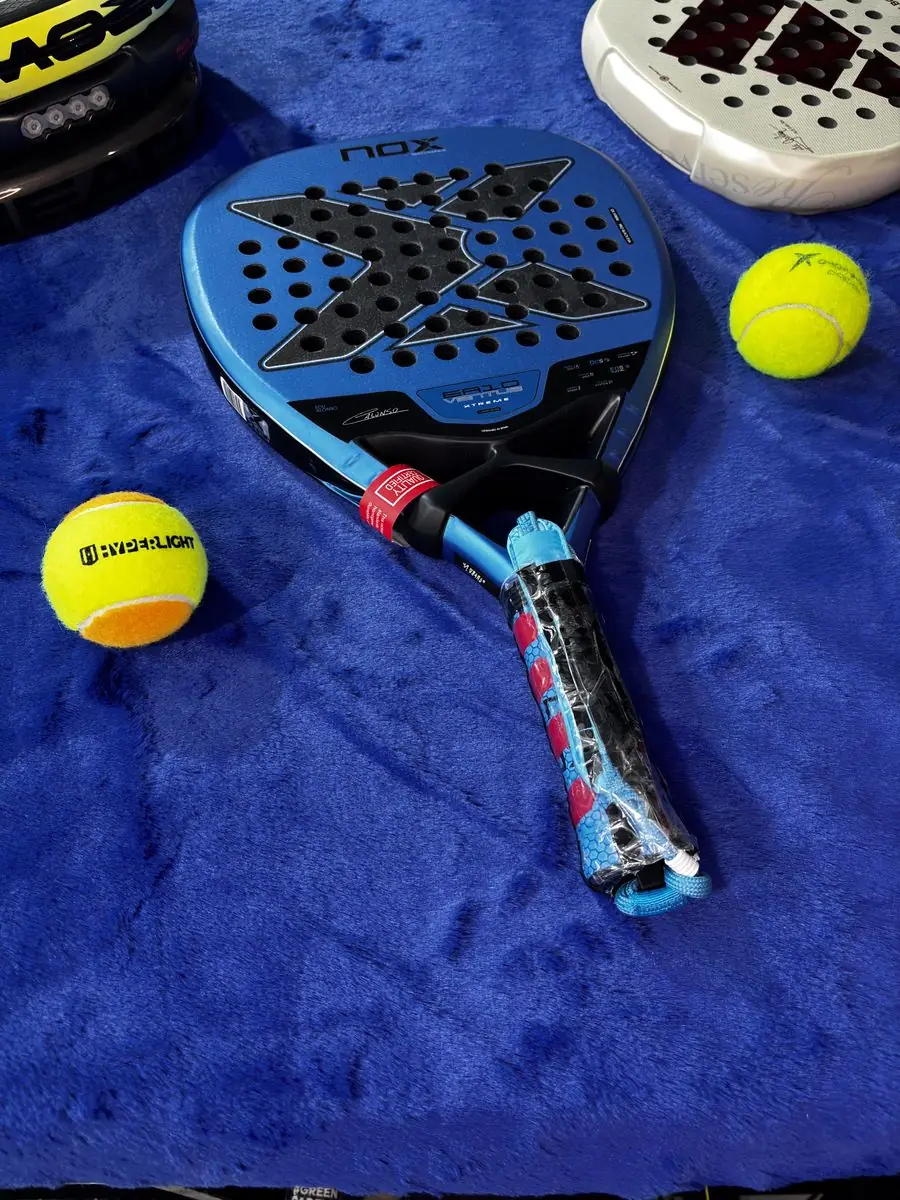 Foto: Raquete de padel Nox EA10 Ventus Hybrid 12K Xtreme Azul nova