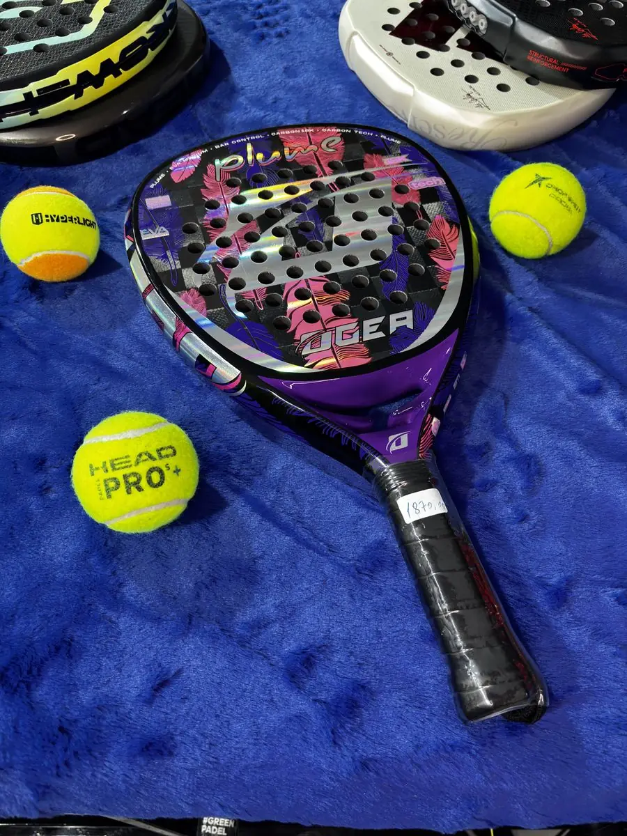 Foto: Raquete de padel Ogea Plume nova